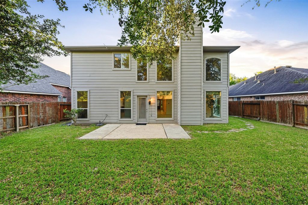 Image 34 of property listing at 10434 Antelope Alley, Missouri City, TX 77459