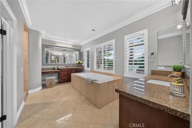 9 Sunningdale, Coto De Caza, CA 92679