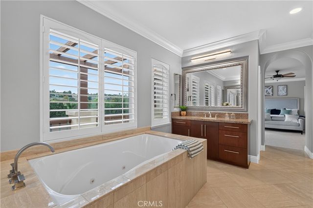 9 Sunningdale, Coto De Caza, CA 92679