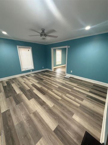 385 Whittemore Street, Pontiac, MI 48342