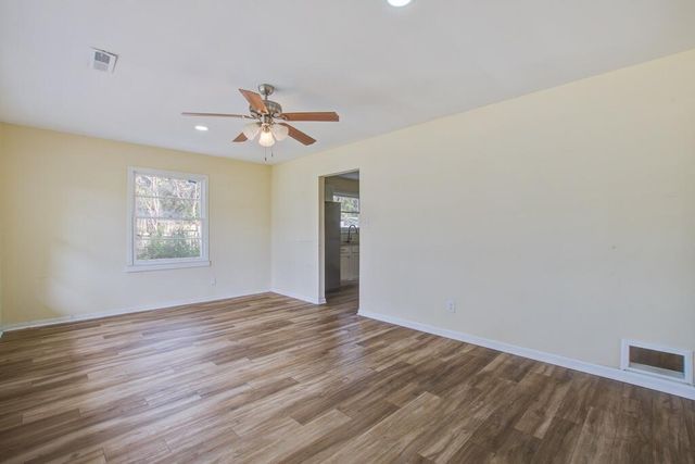 5920 Griffin Street, Hanahan, SC 29410