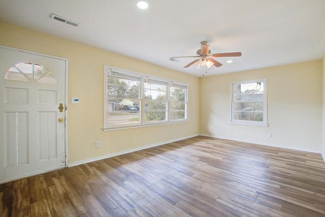 5920 Griffin Street, Hanahan, SC 29410