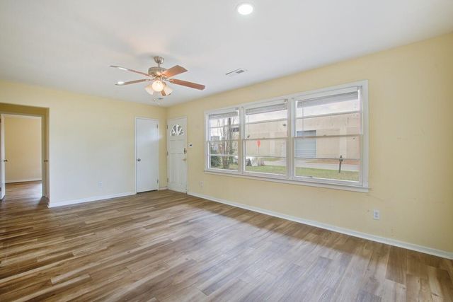 5920 Griffin Street, Hanahan, SC 29410