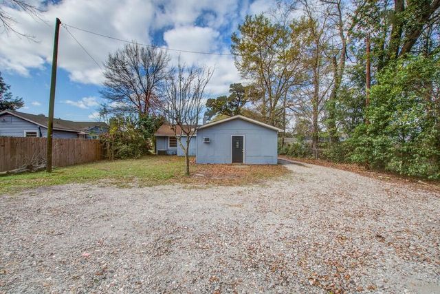 5920 Griffin Street, Hanahan, SC 29410