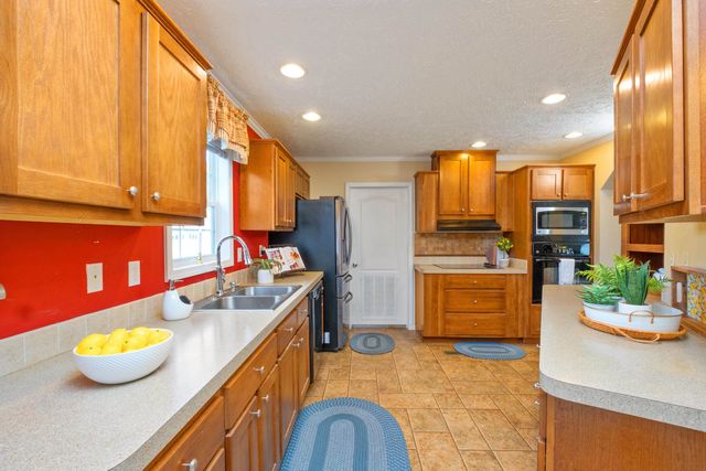 1715 3RD ST, Waynesboro, VA 22980