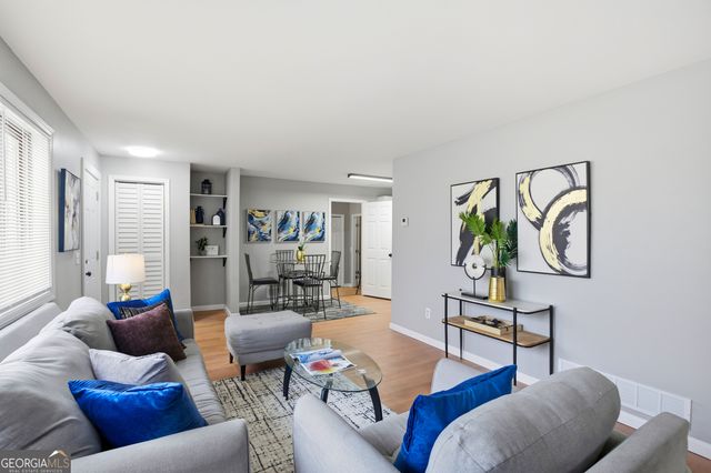 2043 Claude Street NW, Atlanta, GA 30318