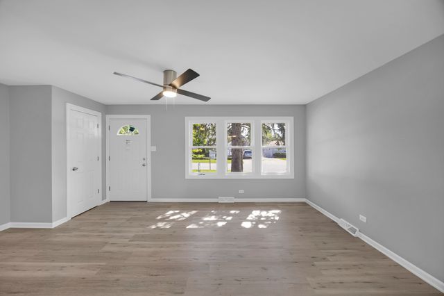 97 W 29th Street, South Chicago Heights, IL 60411