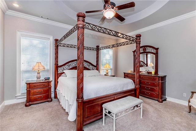 2104 Caribou Lane, Elm Springs, AR 72762