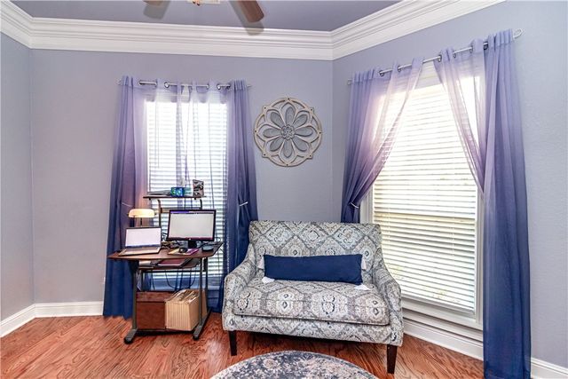 2104 Caribou Lane, Elm Springs, AR 72762