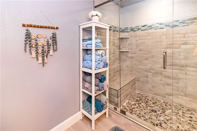 2104 Caribou Lane, Elm Springs, AR 72762