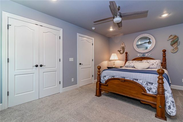 2104 Caribou Lane, Elm Springs, AR 72762