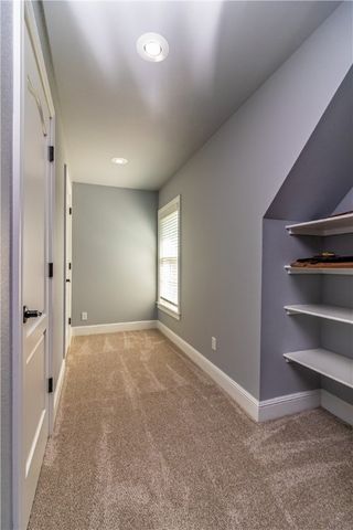 2104 Caribou Lane, Elm Springs, AR 72762