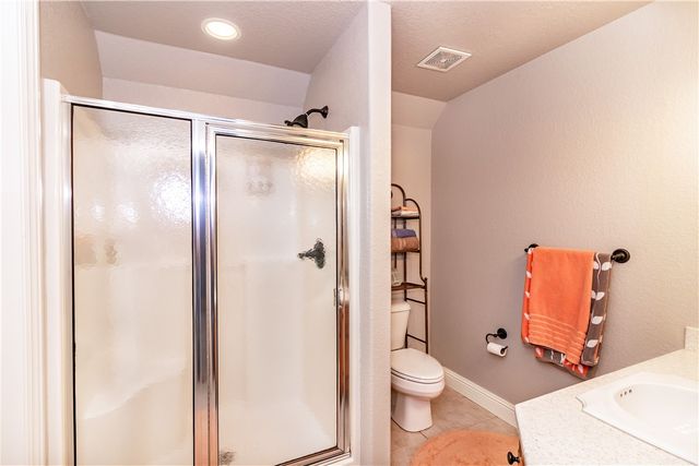 2104 Caribou Lane, Elm Springs, AR 72762