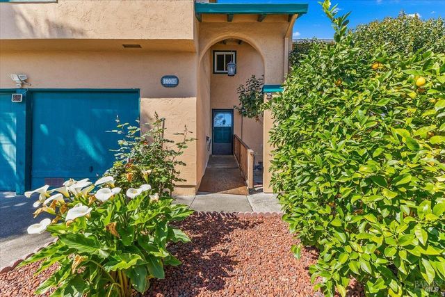 800 Mckillop Ct, Petaluma, CA 94954