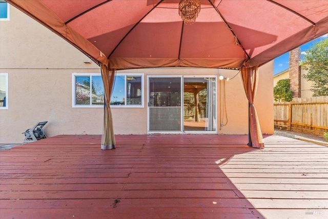 800 Mckillop Ct, Petaluma, CA 94954