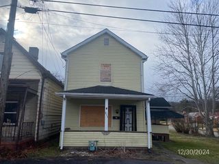813 Laucke Ave, Liberty Boro, PA 15133