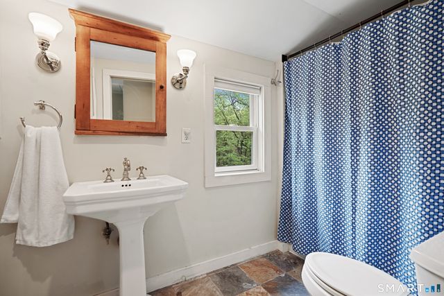 81 Pinetree Road, Redding, CT 06896