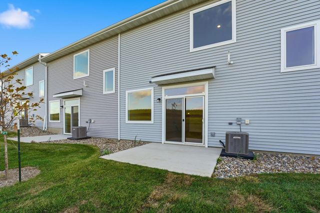 3003 Bracken Place, Norwalk, IA 50211
