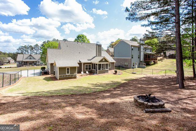 1617 Maes Overlook, Loganville, GA 30052