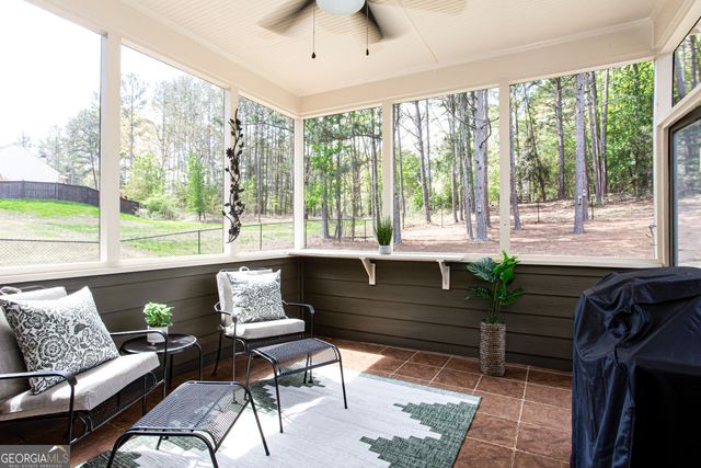 1617 Maes Overlook, Loganville, GA 30052