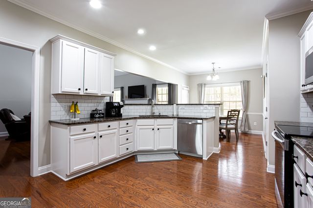 1617 Maes Overlook, Loganville, GA 30052