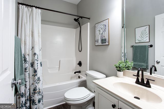 1617 Maes Overlook, Loganville, GA 30052