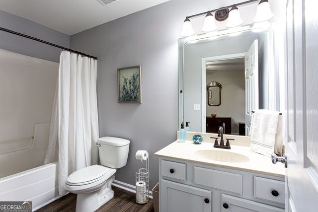 1617 Maes Overlook, Loganville, GA 30052