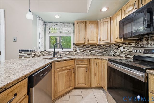 14206 Broad Oaks Ct, Midlothian, VA 23112