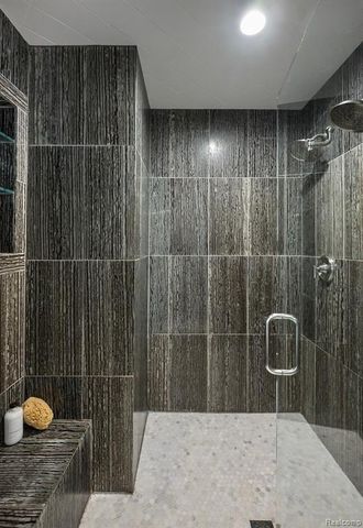 930 E 2nd Street, Royal Oak, MI 48067