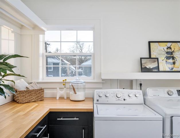 930 E 2nd Street, Royal Oak, MI 48067