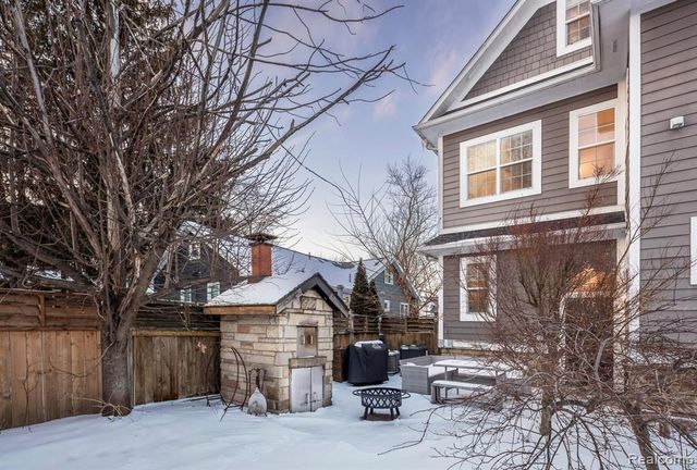 930 E 2nd Street, Royal Oak, MI 48067