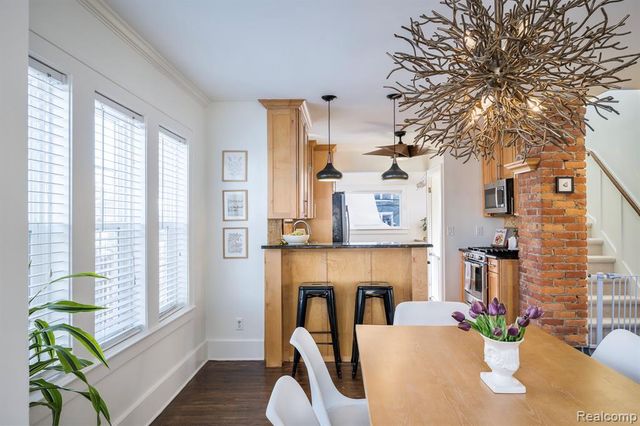 930 E 2nd Street, Royal Oak, MI 48067