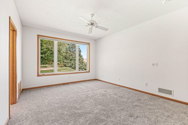 16568 Irwindale Way, Lakeville, MN 55044