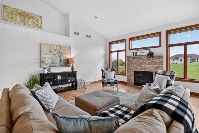 2988 Wyndwood Way, Sun Prairie, WI 53590