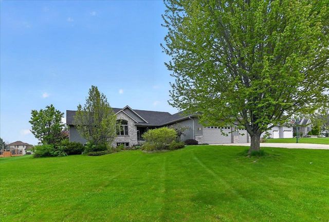 2988 Wyndwood Way, Sun Prairie, WI 53590