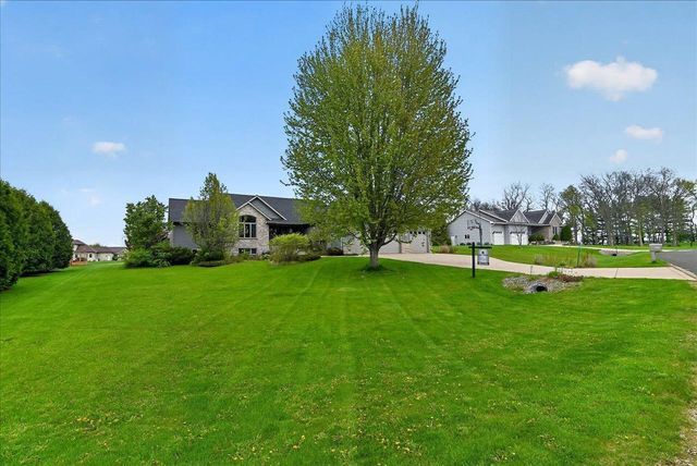 2988 Wyndwood Way, Sun Prairie, WI 53590