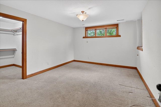 2988 Wyndwood Way, Sun Prairie, WI 53590