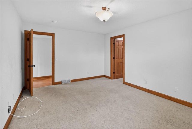 2988 Wyndwood Way, Sun Prairie, WI 53590