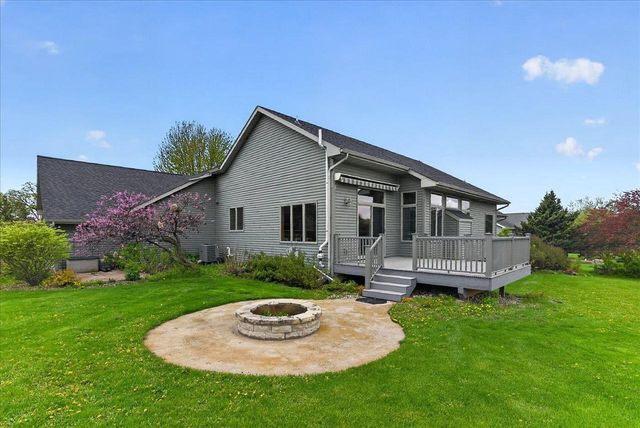 2988 Wyndwood Way, Sun Prairie, WI 53590