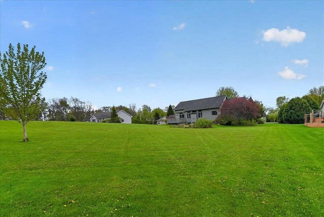 2988 Wyndwood Way, Sun Prairie, WI 53590