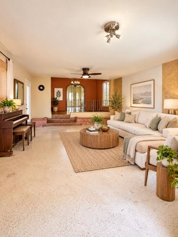2500 JACKSON Street, Hollywood, FL 33020