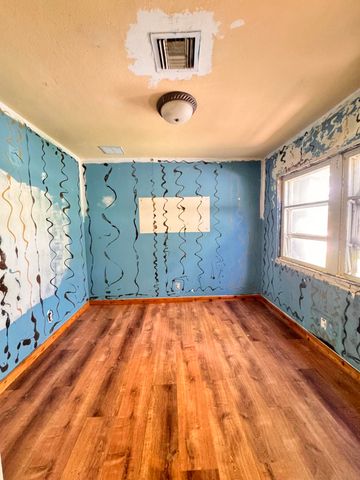 2500 JACKSON Street, Hollywood, FL 33020