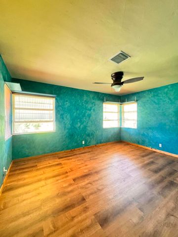 2500 JACKSON Street, Hollywood, FL 33020