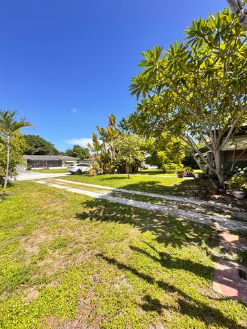 2500 JACKSON Street, Hollywood, FL 33020