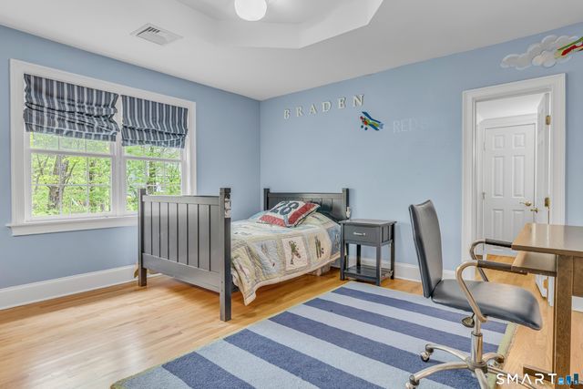 10 Arthurs Court, Newtown, CT 06470