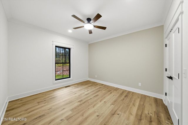 909 S Chilhowee Drive, Knoxville, TN 37914