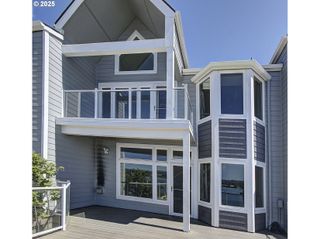 1455 Se COLUMBIA Way, Vancouver, WA 98661