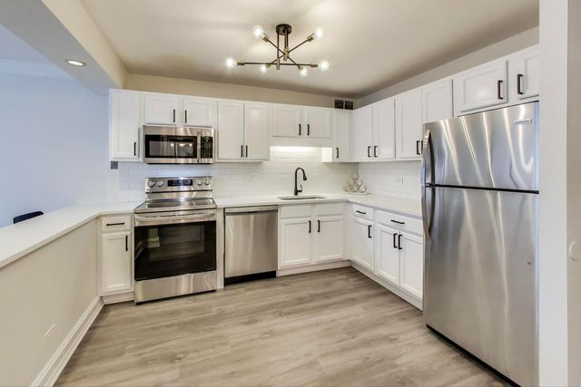 211 E Ohio Street 1619, Chicago, IL 60611