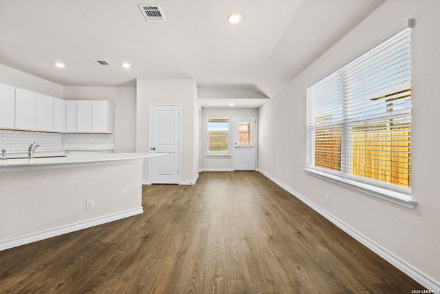 189 Squacco Heron, San Antonio, TX 78253