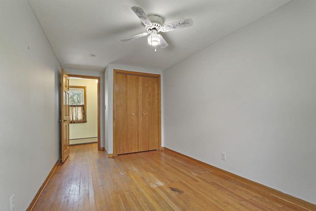34411 Washington AVENUE, Burlington, WI 53105